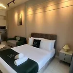The Platinum Suites By Cozy Haven